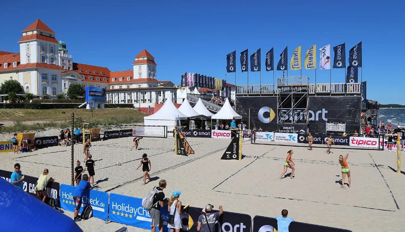 Beachvolleyball-Turnier an der Ostsee
